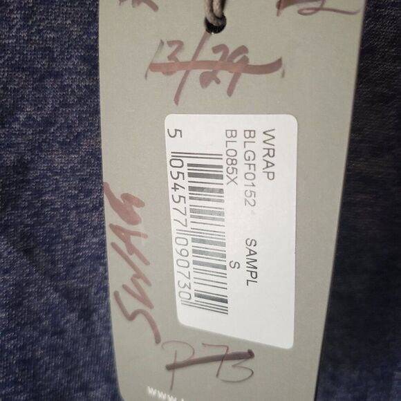 Brand New Bench Wrap Blue Short Sleeve Activewear Top - Picture 3 of 3